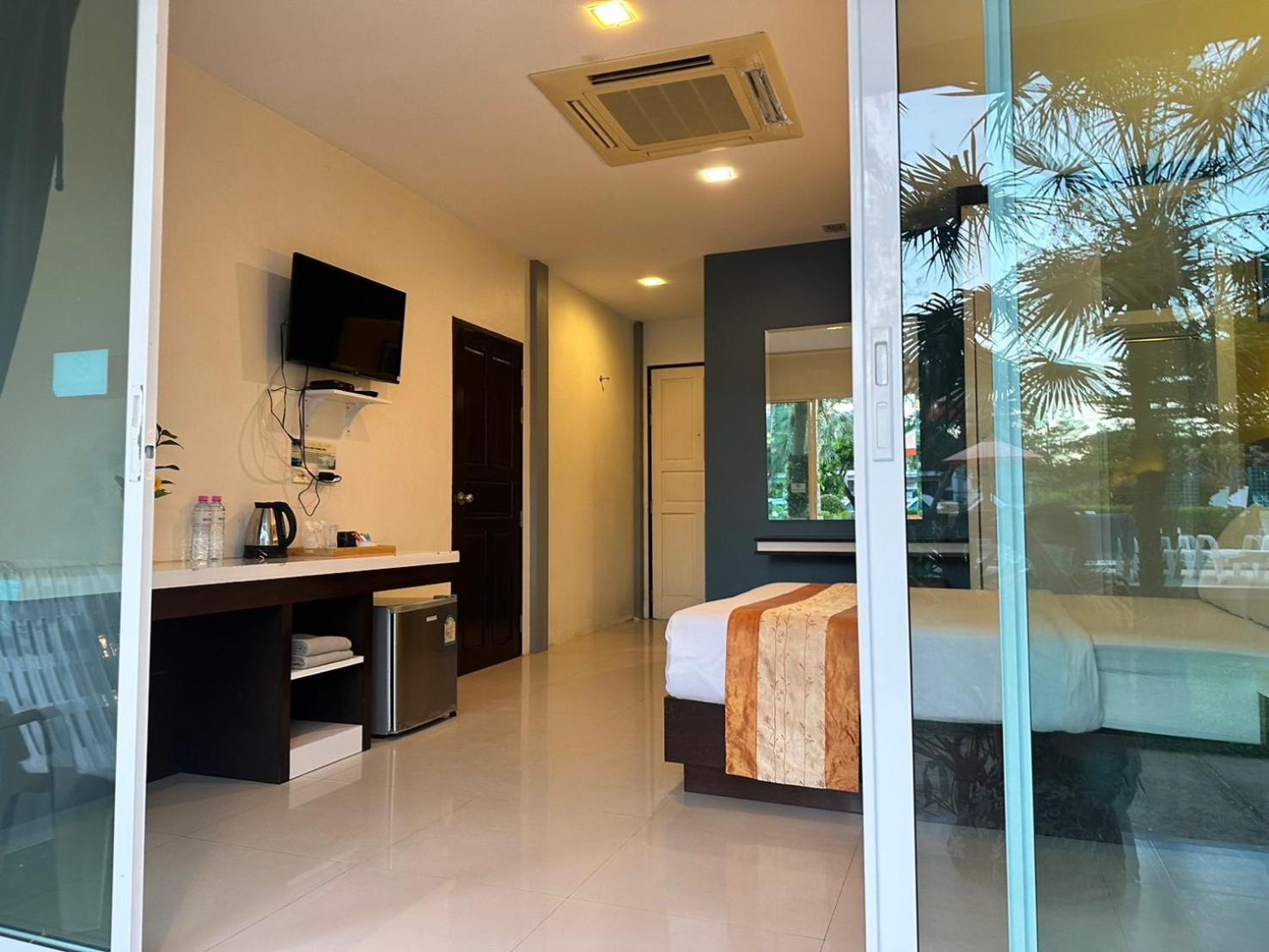 Gypsy Sea View Resort Ko Phi Phi Zewnętrze zdjęcie